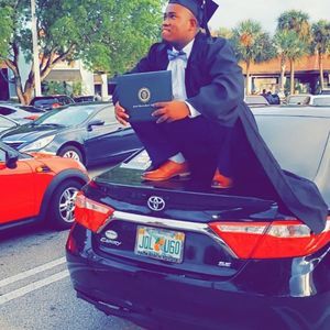 Meet your Posher, Dwight